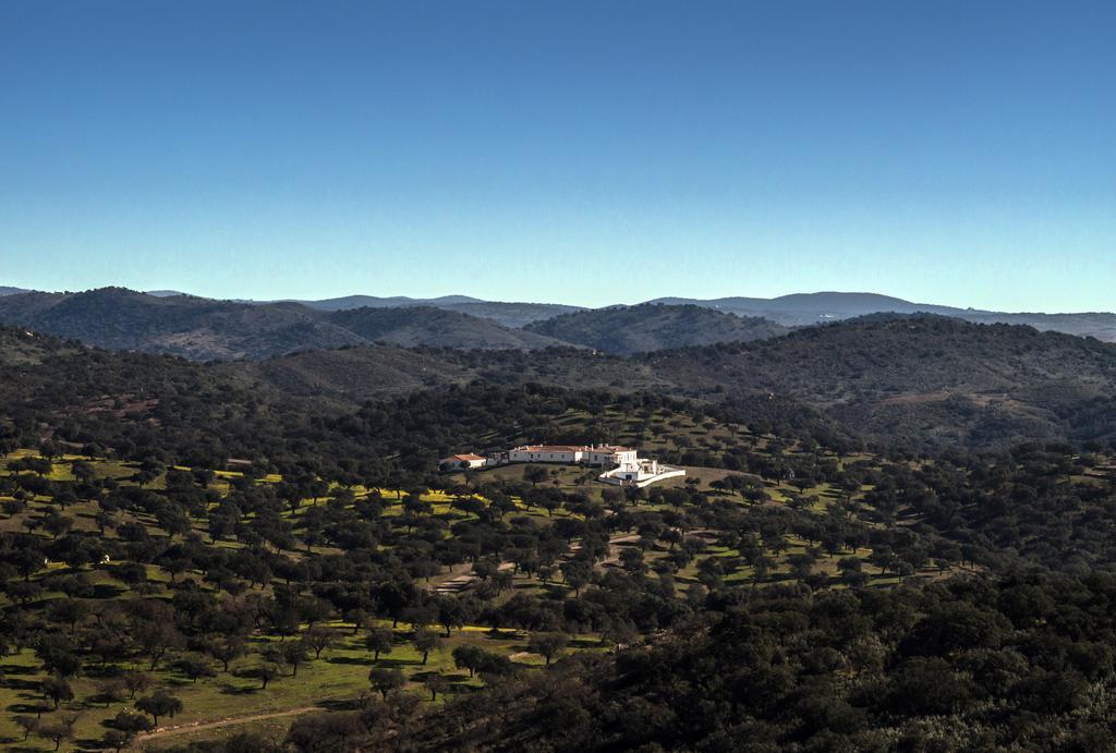 Parque De Natureza De Noudar Barrancos Exterior photo
